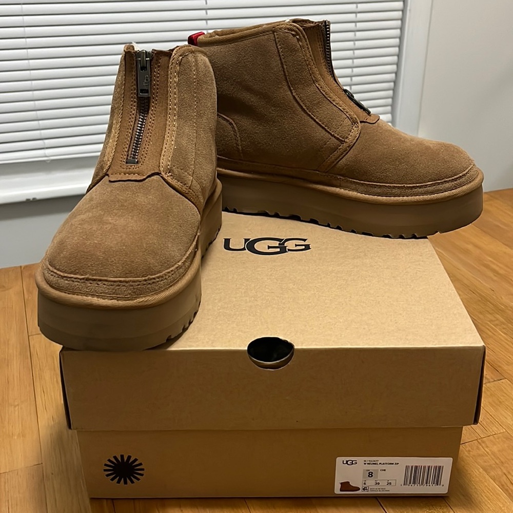 UGG neumel platform zip!!!